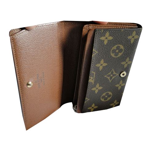 portefeuille zippé homme louis vuitton|porte montre homme Louis Vuitton.